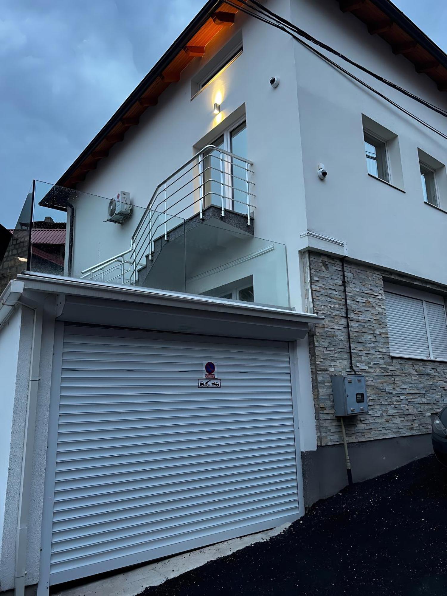 No1 Lux Apartment In Heart Of Сараево Екстериор снимка