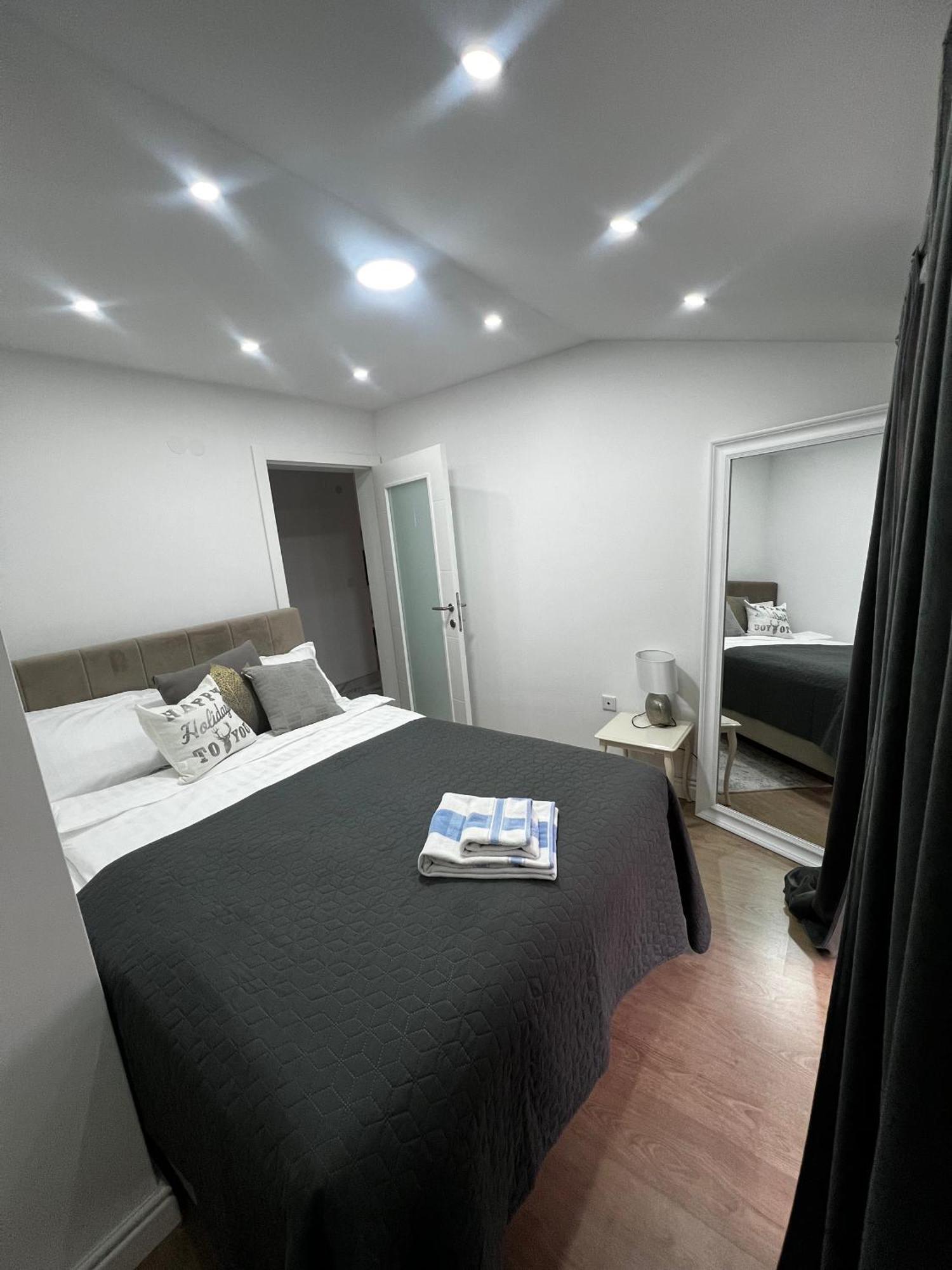 No1 Lux Apartment In Heart Of Сараево Екстериор снимка